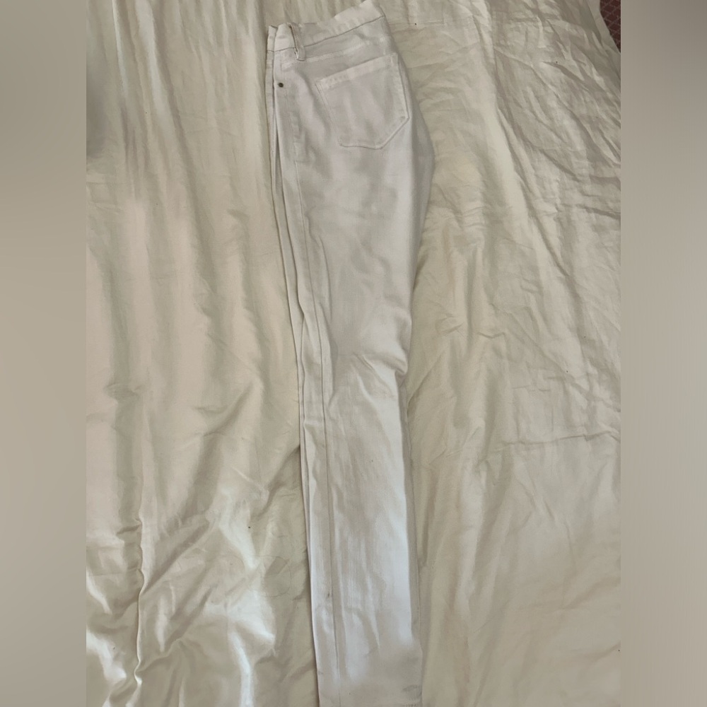 BlankNYC White Skinny Jeans
